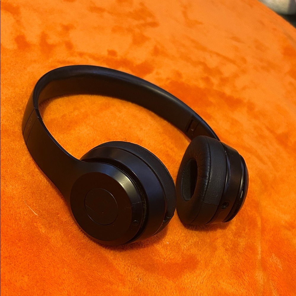 solo beat’s 3 black wirless